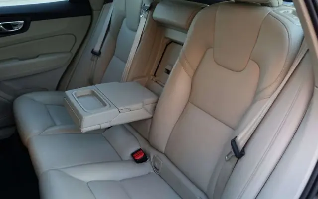 VOLVO XC 60 