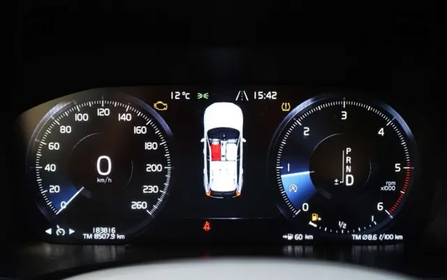 VOLVO XC 60 