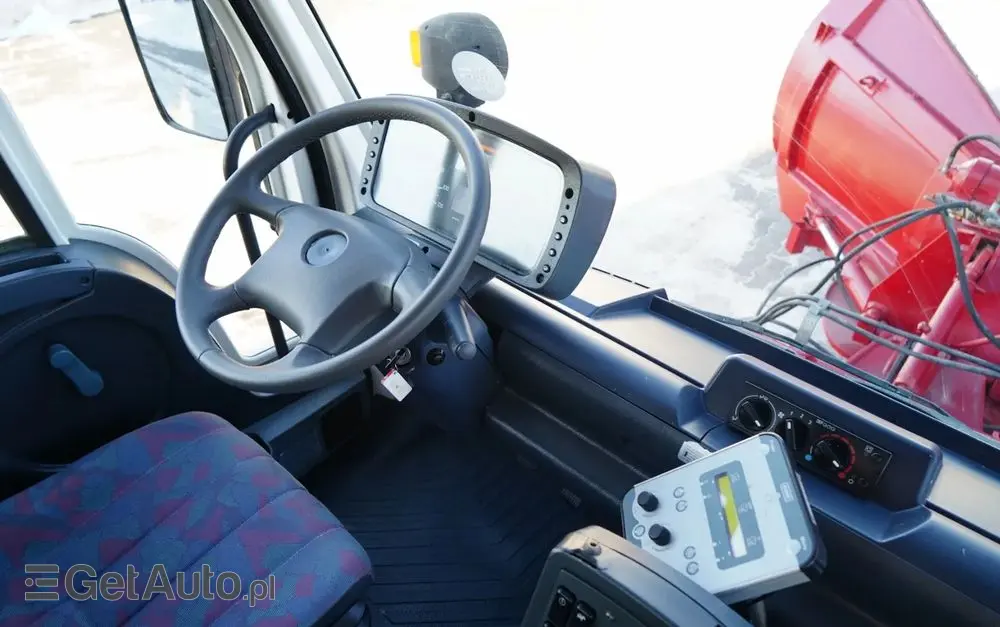 MERCEDES-BENZ UNIMOG  U300 / 4X4 / WYWROTKA 3 STRONNA / PŁUG / KOMUNALNY / HYDROZŁĄCZA / EPS + SPRZĘGŁO 