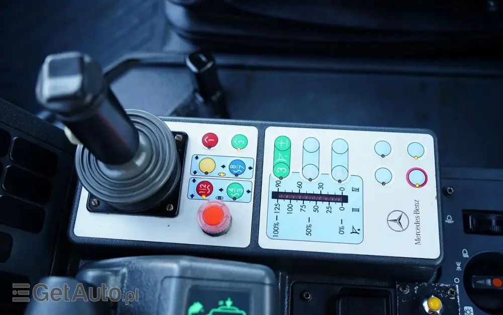 MERCEDES-BENZ UNIMOG  U300 / 4X4 / WYWROTKA 3 STRONNA / PŁUG / KOMUNALNY / HYDROZŁĄCZA / EPS + SPRZĘGŁO 