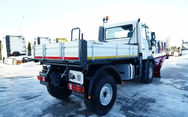 MERCEDES-BENZ UNIMOG  U300 / 4X4 / WYWROTKA 3 STRONNA / PŁUG / KOMUNALNY / HYDROZŁĄCZA / EPS + SPRZĘGŁO 