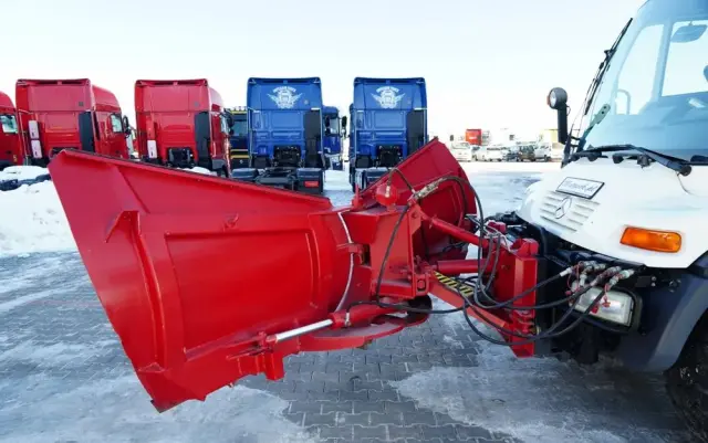 MERCEDES-BENZ UNIMOG  U300 / 4X4 / WYWROTKA 3 STRONNA / PŁUG / KOMUNALNY / HYDROZŁĄCZA / EPS + SPRZĘGŁO 