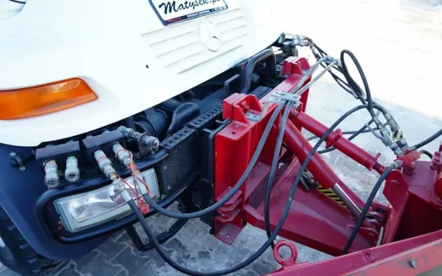 MERCEDES-BENZ UNIMOG  U300 / 4X4 / WYWROTKA 3 STRONNA / PŁUG / KOMUNALNY / HYDROZŁĄCZA / EPS + SPRZĘGŁO 