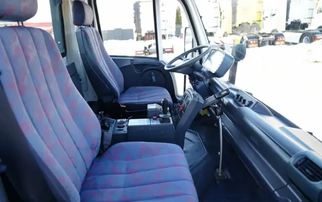 MERCEDES-BENZ UNIMOG  U300 / 4X4 / WYWROTKA 3 STRONNA / PŁUG / KOMUNALNY / HYDROZŁĄCZA / EPS + SPRZĘGŁO 