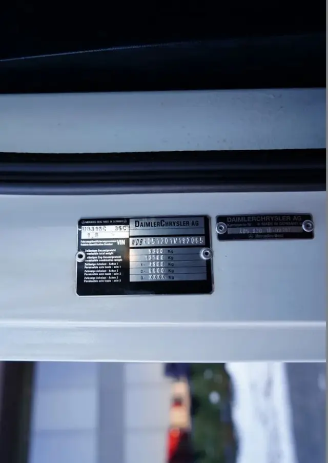 MERCEDES-BENZ UNIMOG  U300 / 4X4 / WYWROTKA 3 STRONNA / PŁUG / KOMUNALNY / HYDROZŁĄCZA / EPS + SPRZĘGŁO 