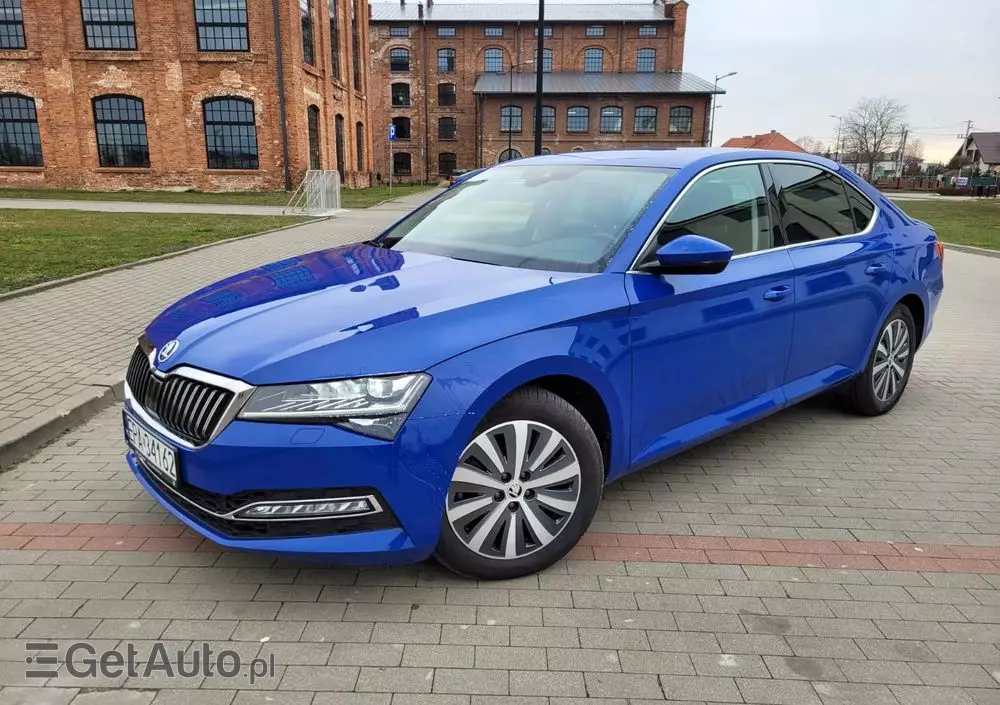 SKODA Superb 2.0 TSI 4x4 Style DSG