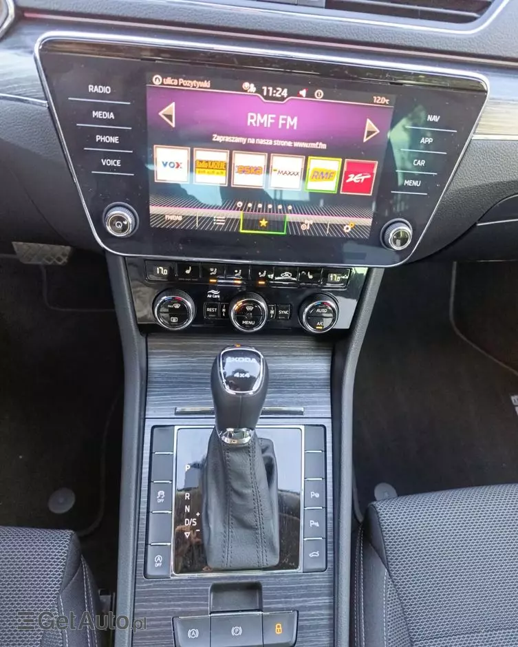 SKODA Superb 2.0 TSI 4x4 Style DSG