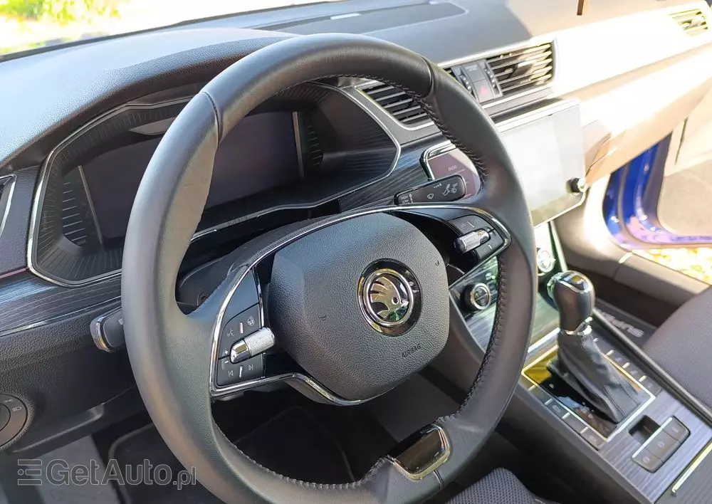 SKODA Superb 2.0 TSI 4x4 Style DSG