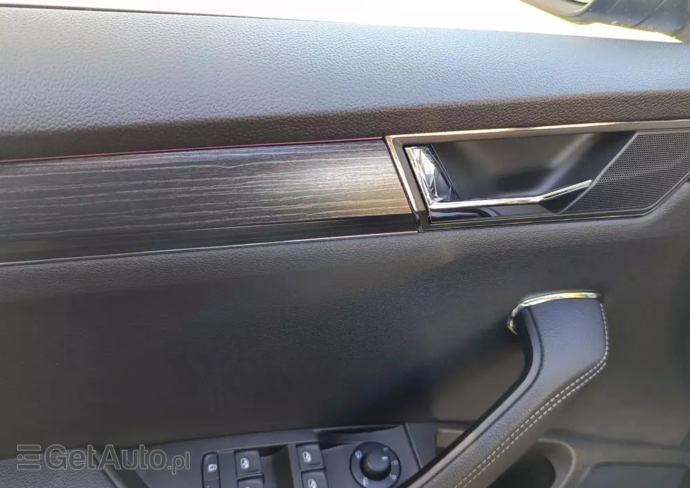 SKODA Superb 2.0 TSI 4x4 Style DSG