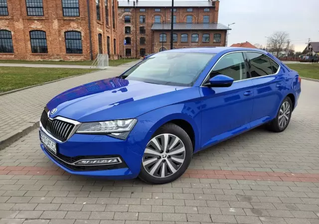 SKODA Superb 2.0 TSI 4x4 Style DSG