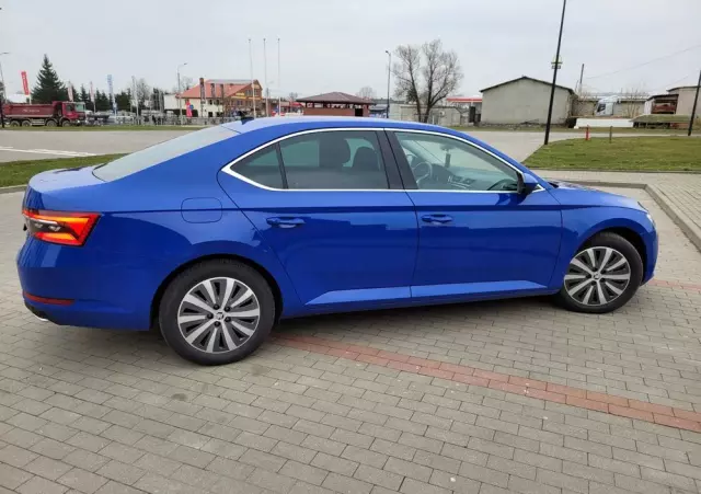SKODA Superb 2.0 TSI 4x4 Style DSG