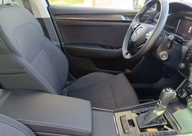 SKODA Superb 2.0 TSI 4x4 Style DSG