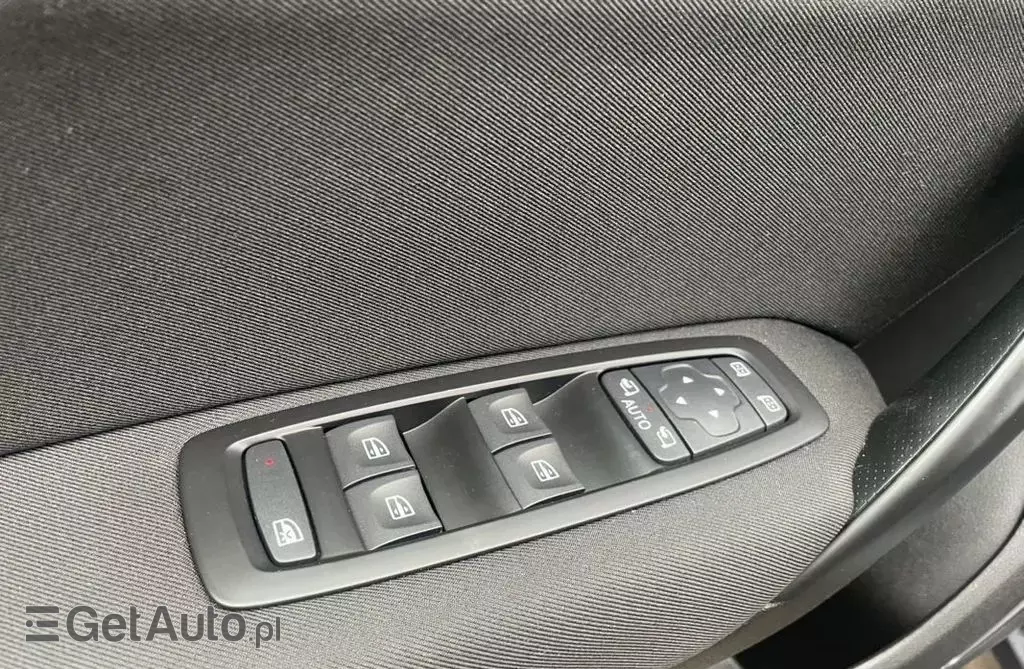 RENAULT Megane 1.2 Energy TCe (130 KM) EDC