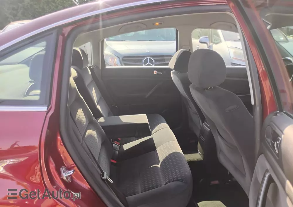 VOLKSWAGEN Passat 1.8T Comfortline