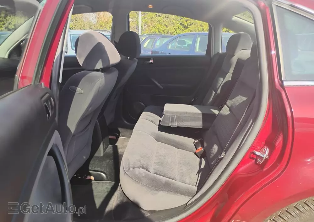 VOLKSWAGEN Passat 1.8T Comfortline