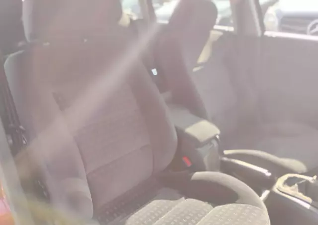 VOLKSWAGEN Passat 1.8T Comfortline