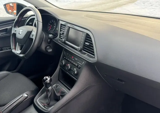 SEAT Leon 1.4 EcoTSI FR Black S&S