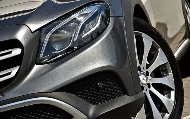 MERCEDES-BENZ Klasa E 220 d 4Matic All-Terrain 9G-TRONIC Avantgarde