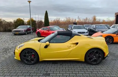 ALFA ROMEO 4C 