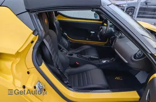 ALFA ROMEO 4C 