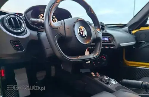 ALFA ROMEO 4C 
