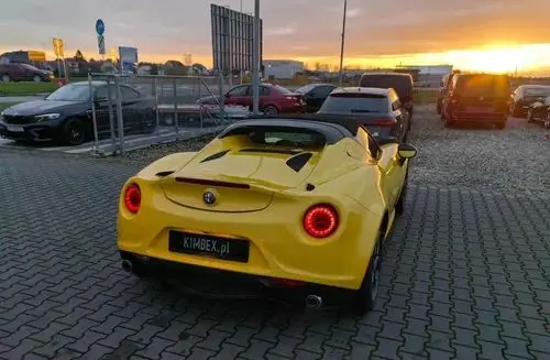 ALFA ROMEO 4C 