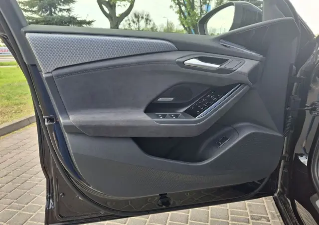 AUDI A6 Sportback e-tron 