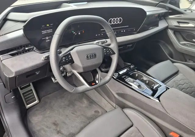 AUDI A6 Sportback e-tron 