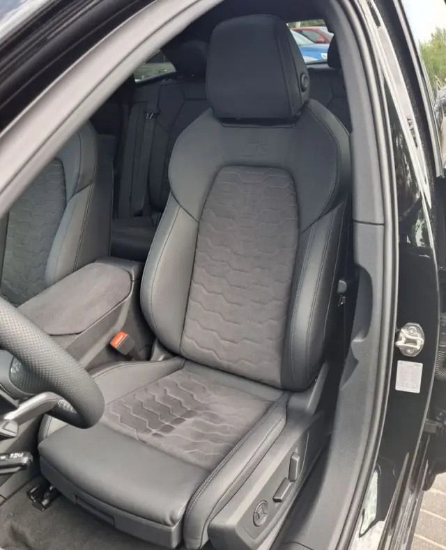 AUDI A6 Sportback e-tron 