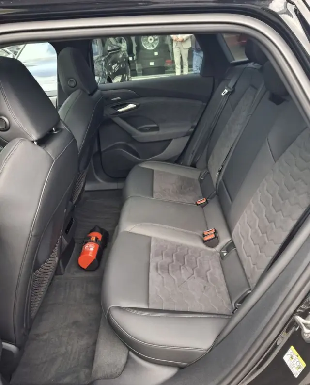 AUDI A6 Sportback e-tron 