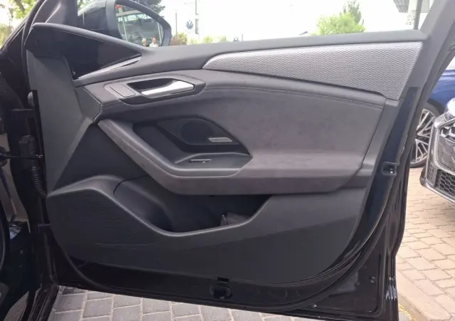 AUDI A6 Sportback e-tron 