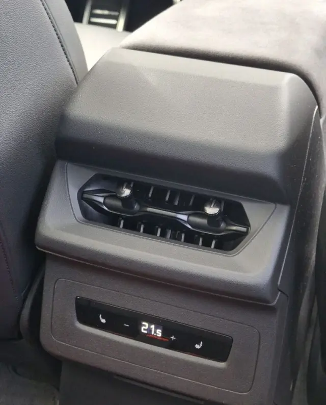 AUDI A6 Sportback e-tron 