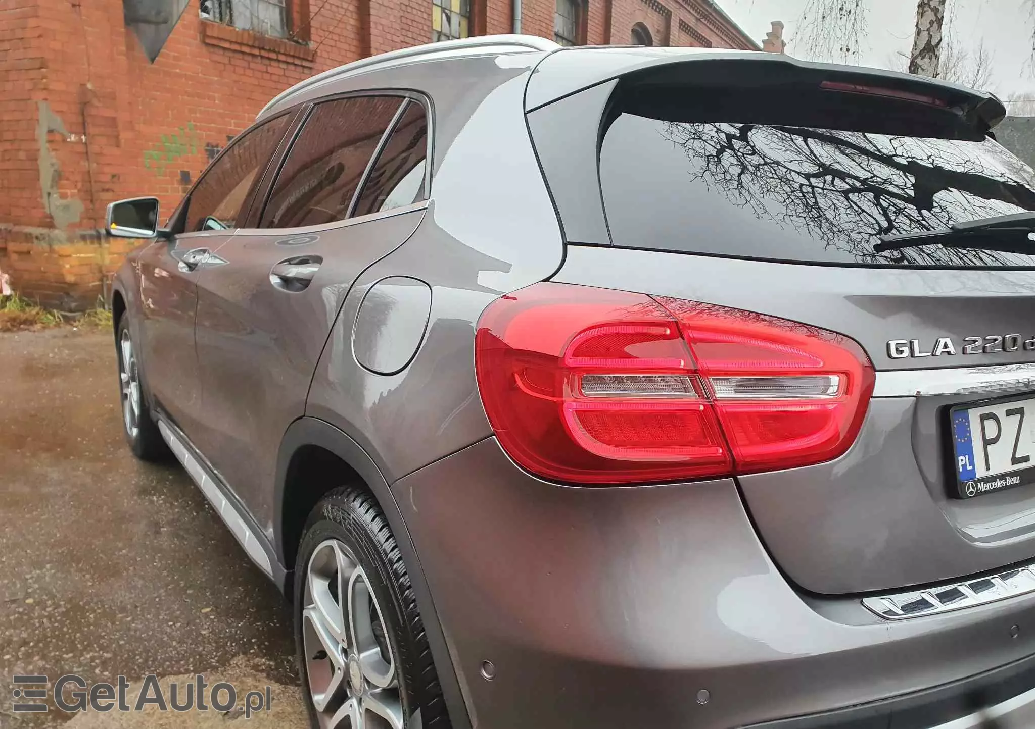 MERCEDES-BENZ GLA 220 d