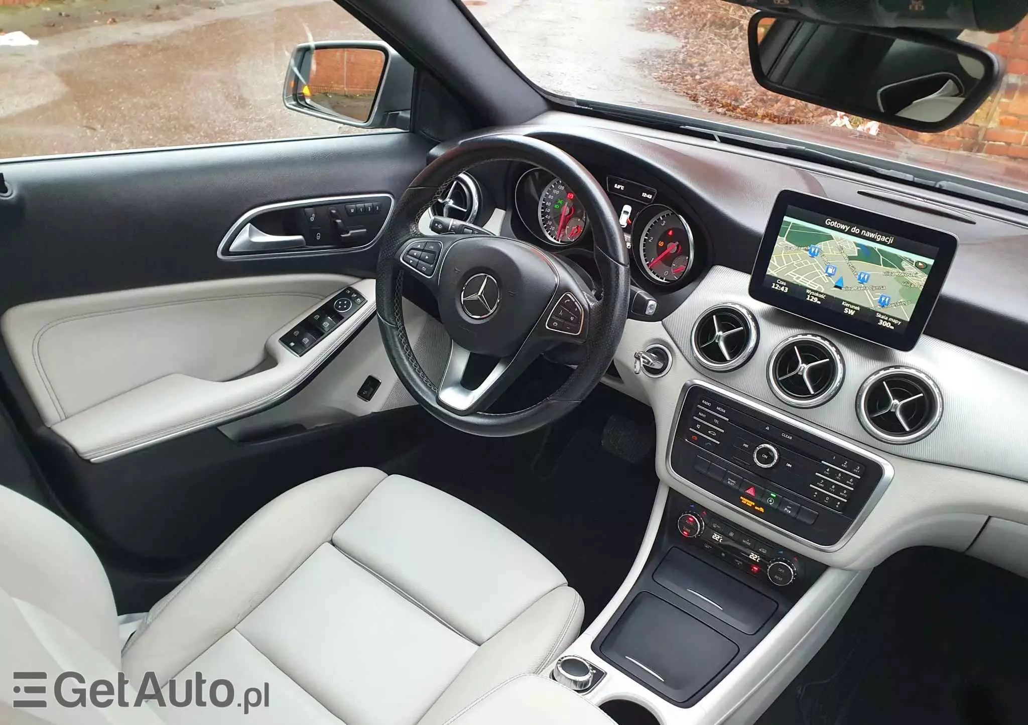 MERCEDES-BENZ GLA 220 d