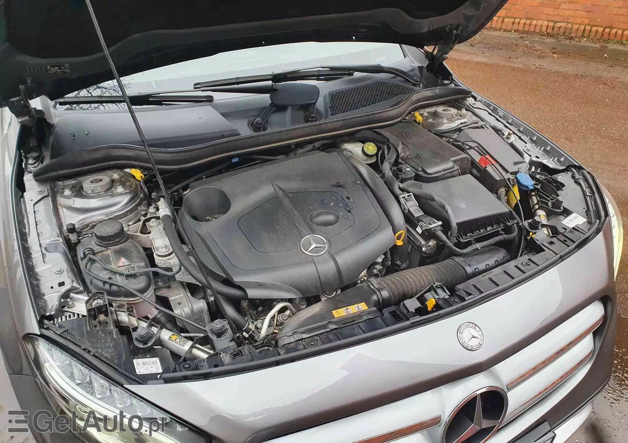 MERCEDES-BENZ GLA 220 d