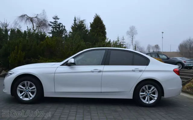 BMW Seria 3 316d Sport Line