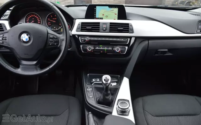 BMW Seria 3 316d Sport Line