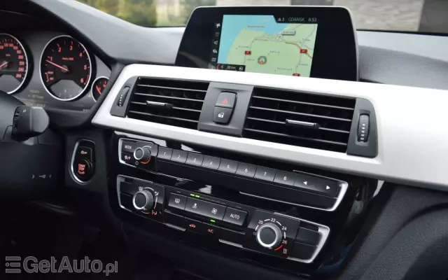 BMW Seria 3 316d Sport Line