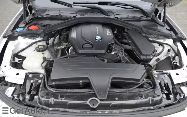 BMW Seria 3 316d Sport Line