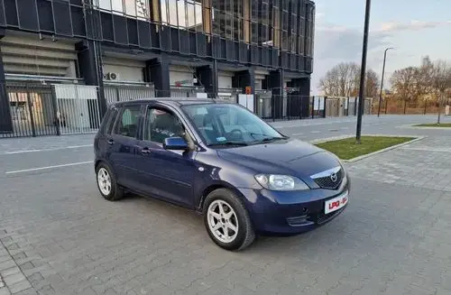 MAZDA 2 