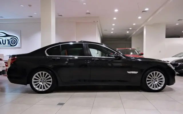 BMW Seria 7 730d