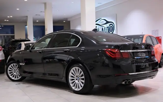 BMW Seria 7 730d
