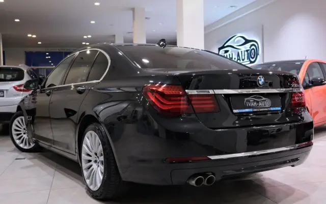 BMW Seria 7 730d