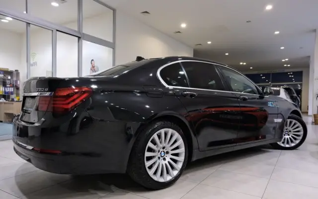 BMW Seria 7 730d
