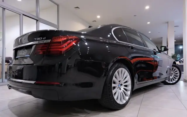 BMW Seria 7 730d