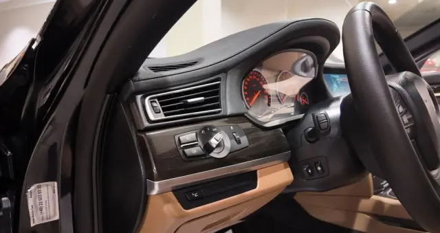 BMW Seria 7 730d
