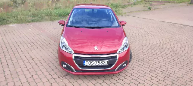 PEUGEOT 208 Active