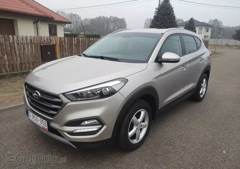 HYUNDAI Tucson Blue 1.7 CRDi 2WD Style