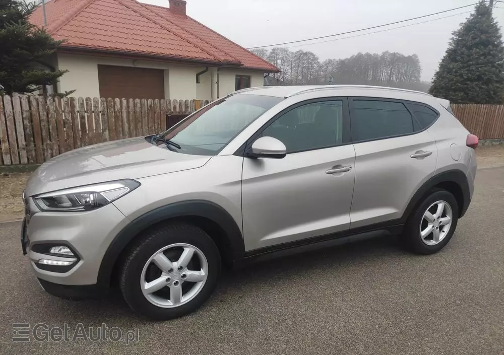 HYUNDAI Tucson Blue 1.7 CRDi 2WD Style