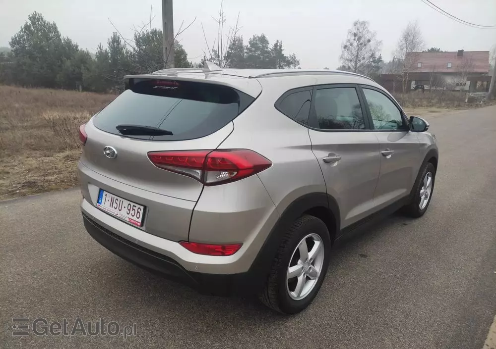 HYUNDAI Tucson Blue 1.7 CRDi 2WD Style